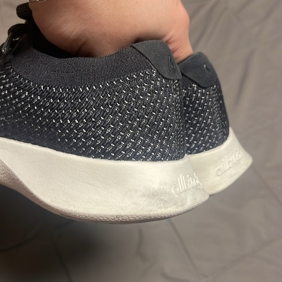 Allbirds Tree Dasher 1 in Dark Blue Size 8.5 Womens - Picture 10 of 13